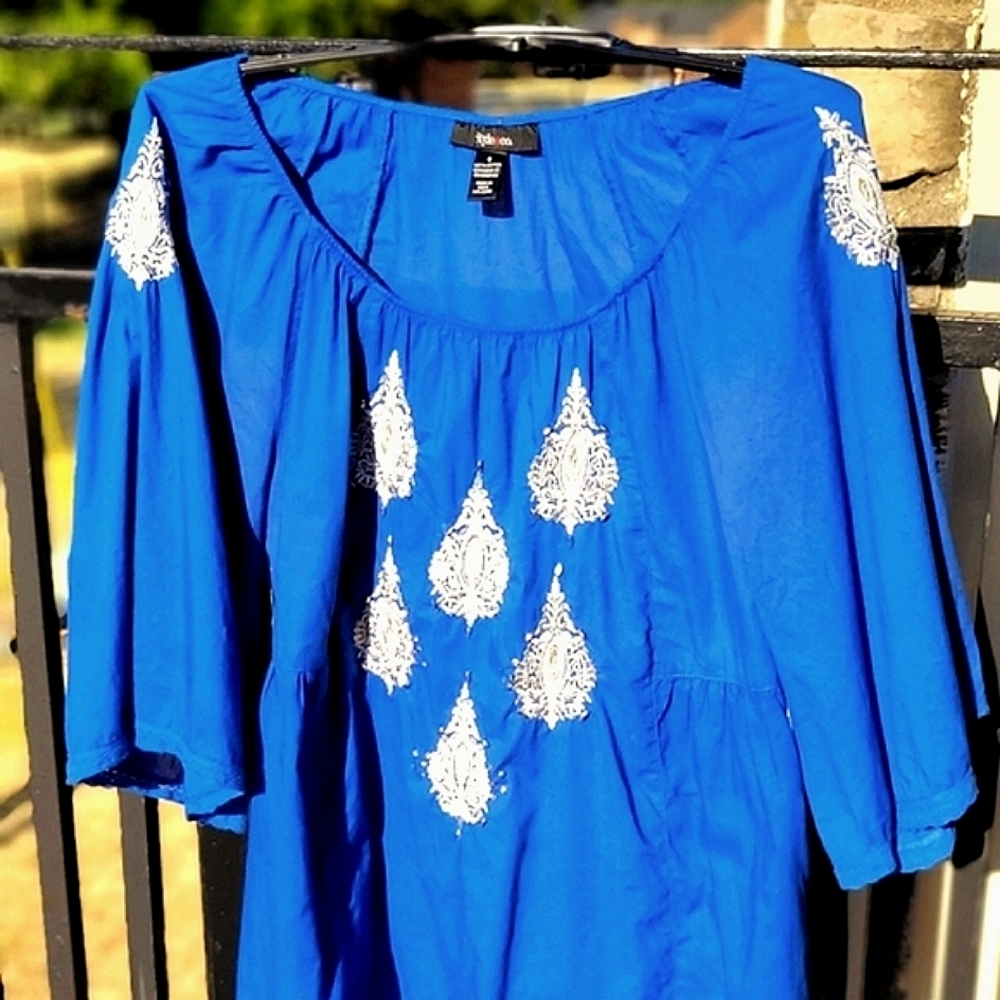 Style & Co India blouse blue beautifully embellished white detail w crystals S